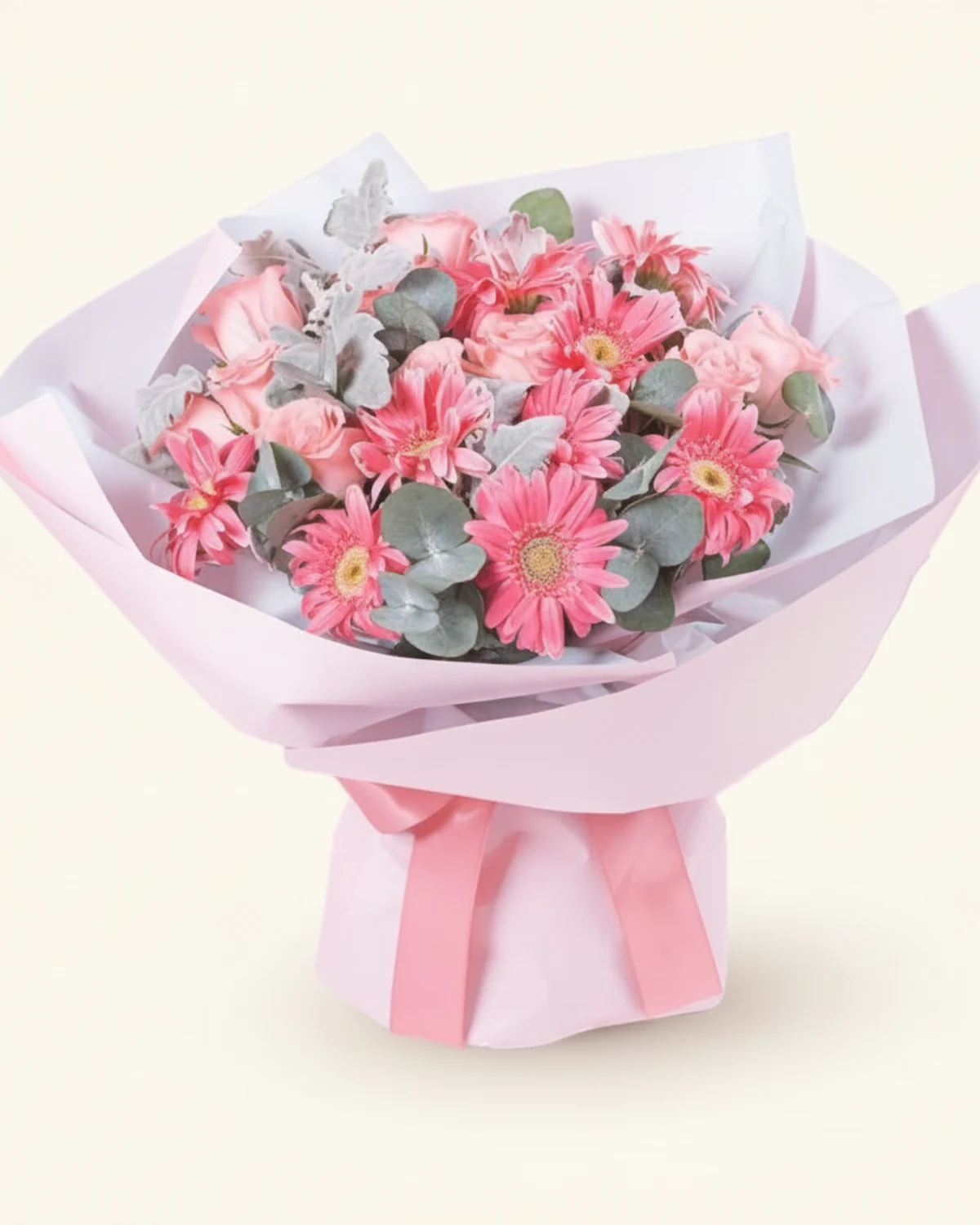 玫瑰向陽生日束 — 紅玫瑰、粉色太陽花、大葉尤加利、銀葉菊