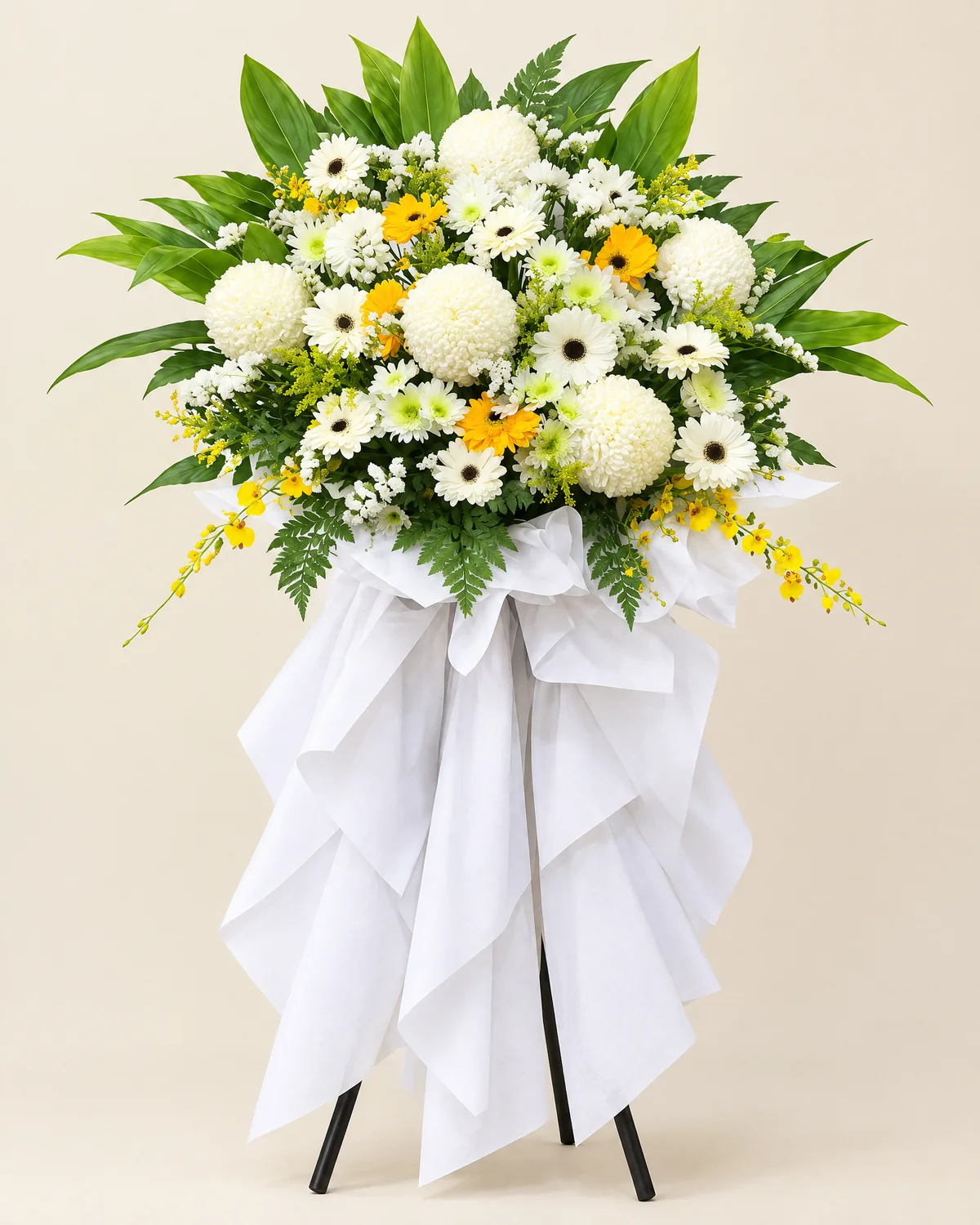 白菊、牡丹菊立式悼念花藝・恬淡 — 白菊、牡丹菊、白色小菊