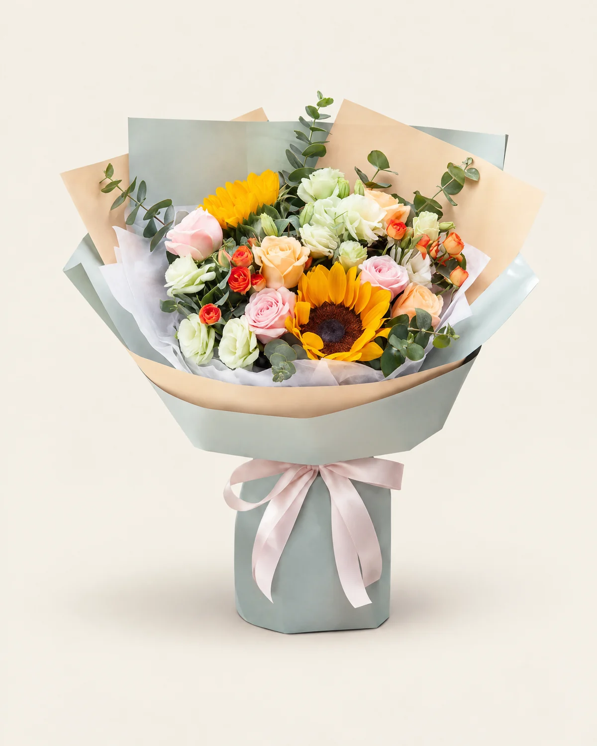 暖陽花園花束 — 香檳玫瑰、向日葵、粉紅雪山玫瑰、綠色洋桔梗、橙色多頭玫瑰、尤加利葉
